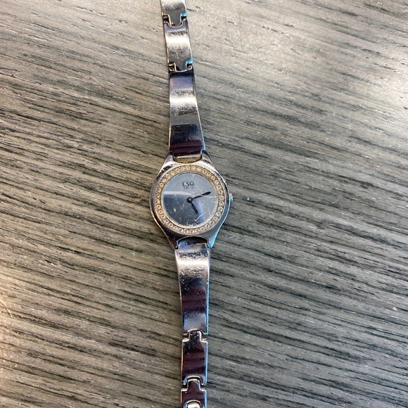 Vintage Movado ESQ watch with diamond bezzle - Picture 2 of 2